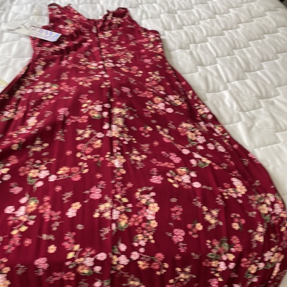 Almost Famous brought from Belk Store Size M - Picture 6 of 11